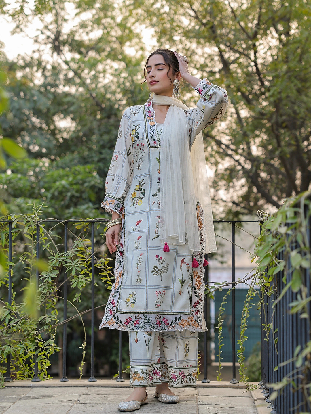 Rangbhara Suit