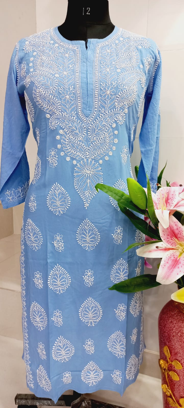 Nour Chikankari Kurta