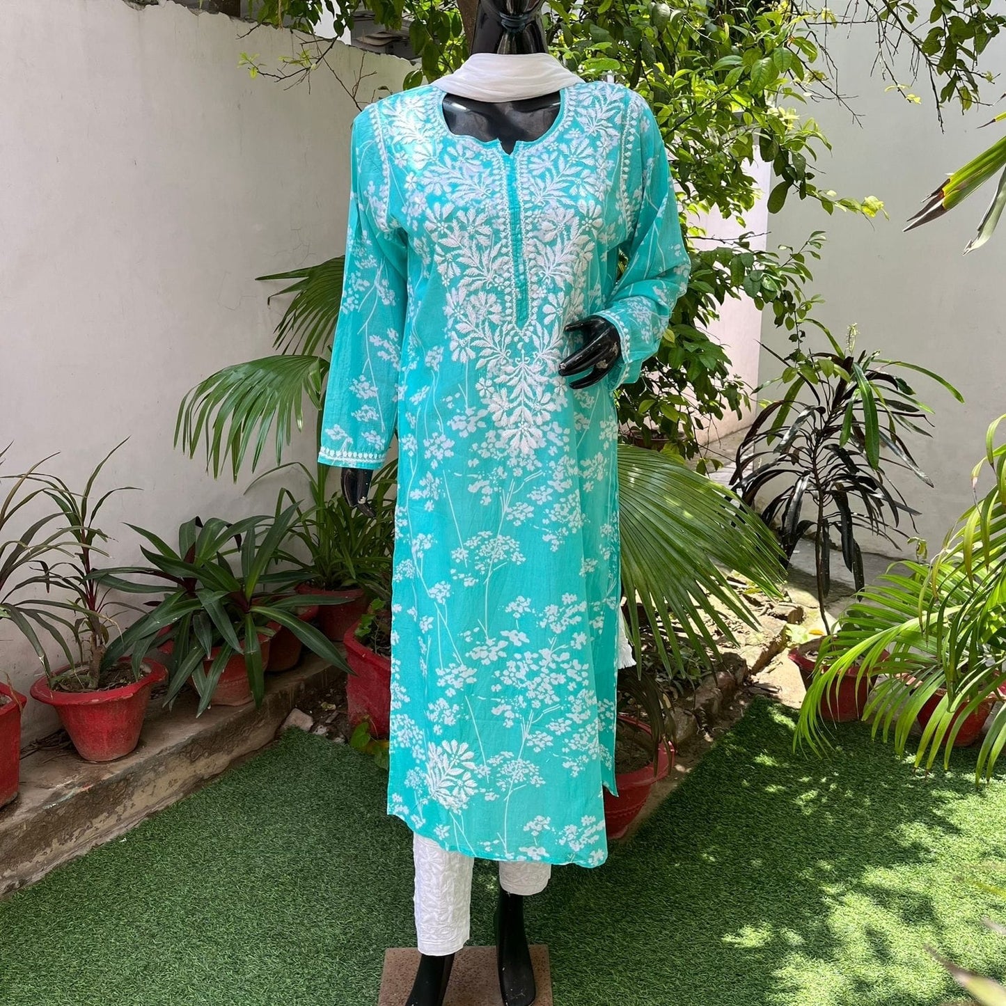 Sana Chikankari Kurta