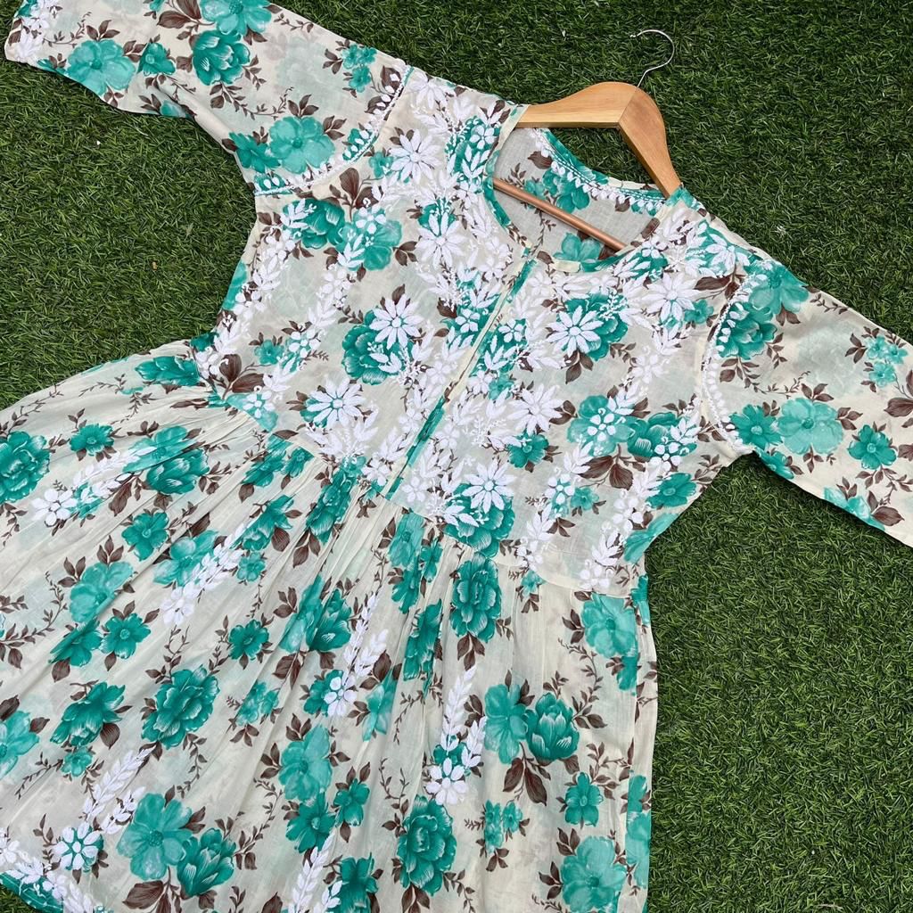 Naira Chikankari Mulmul Top