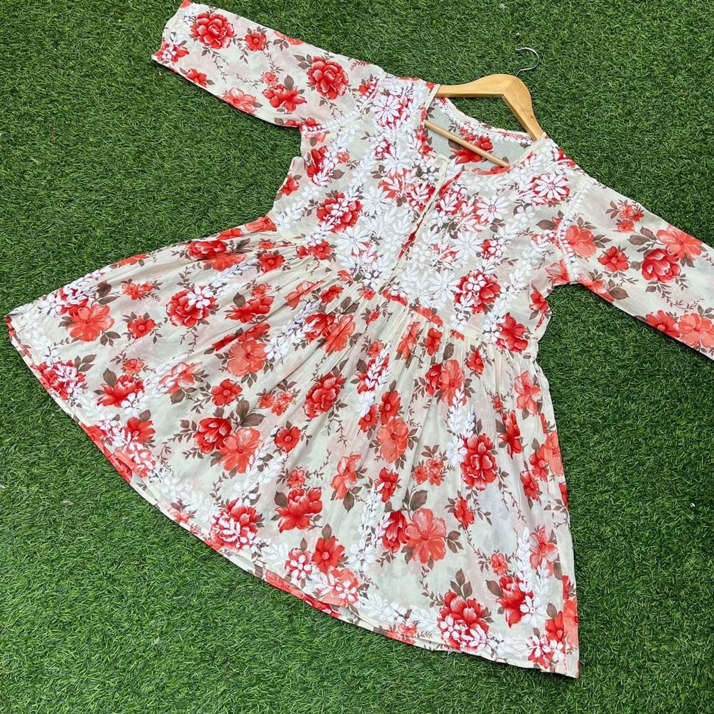 Naira Chikankari Mulmul Top