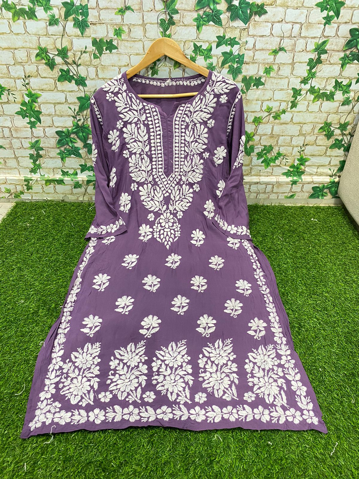 Mahnoor Chikankari Kurta