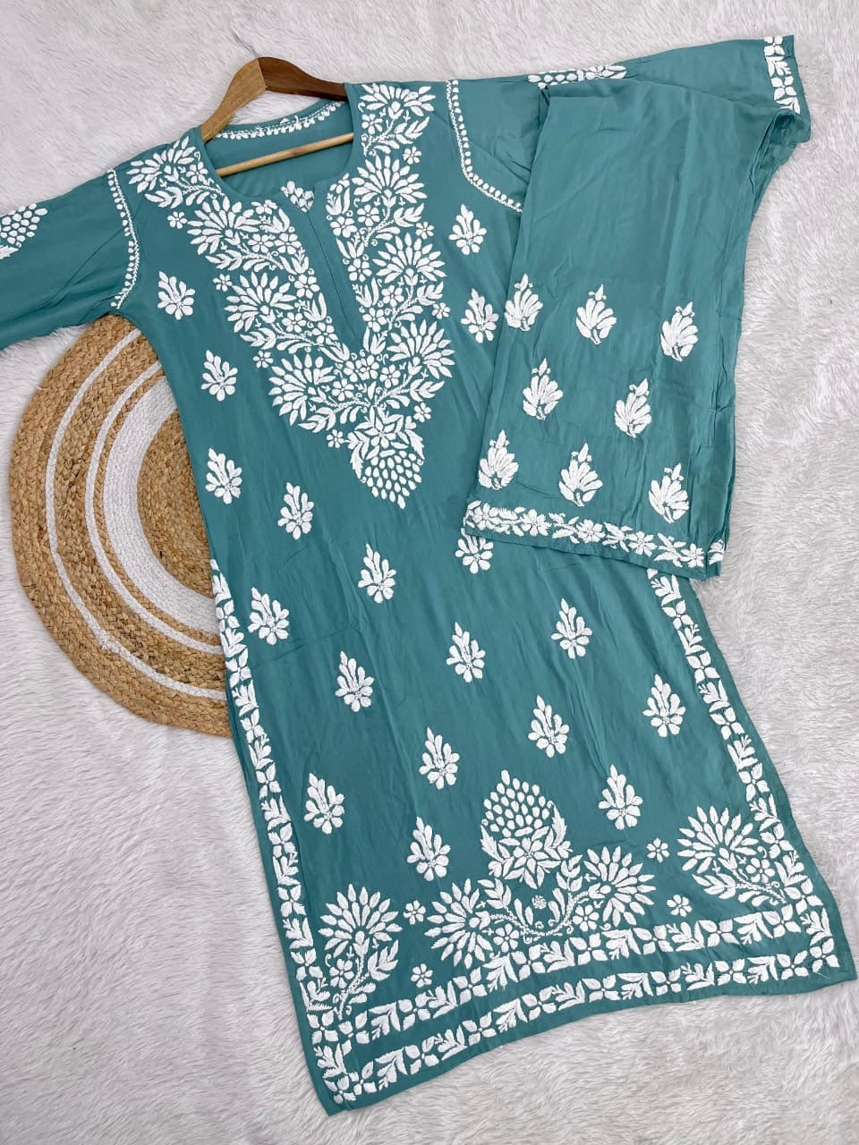 Raha Chikankari Set