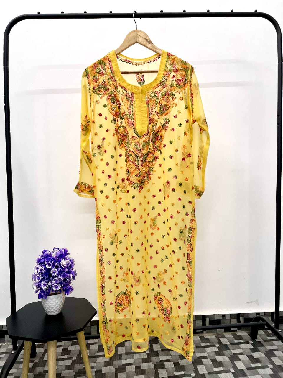 Inaayat Chikankari Multi Keel Kurta
