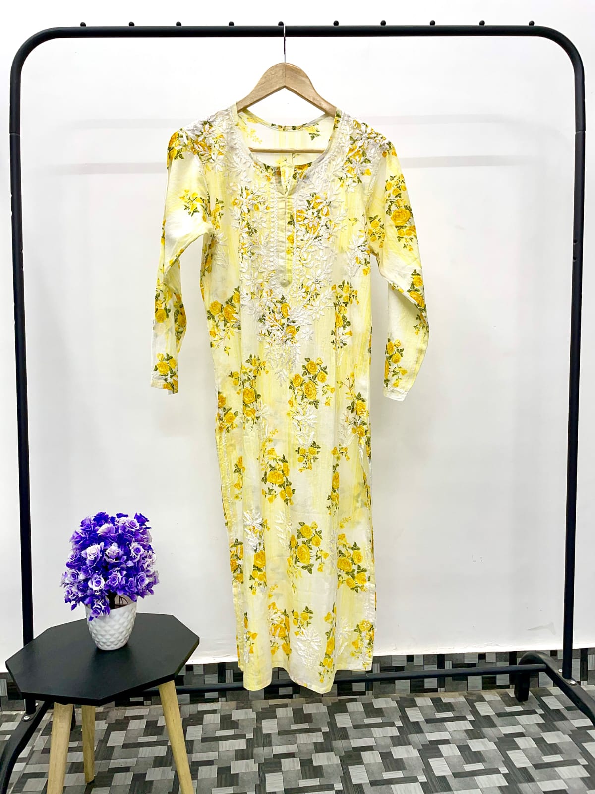 Nazakat Chikankari Mul Mul Print Kurta
