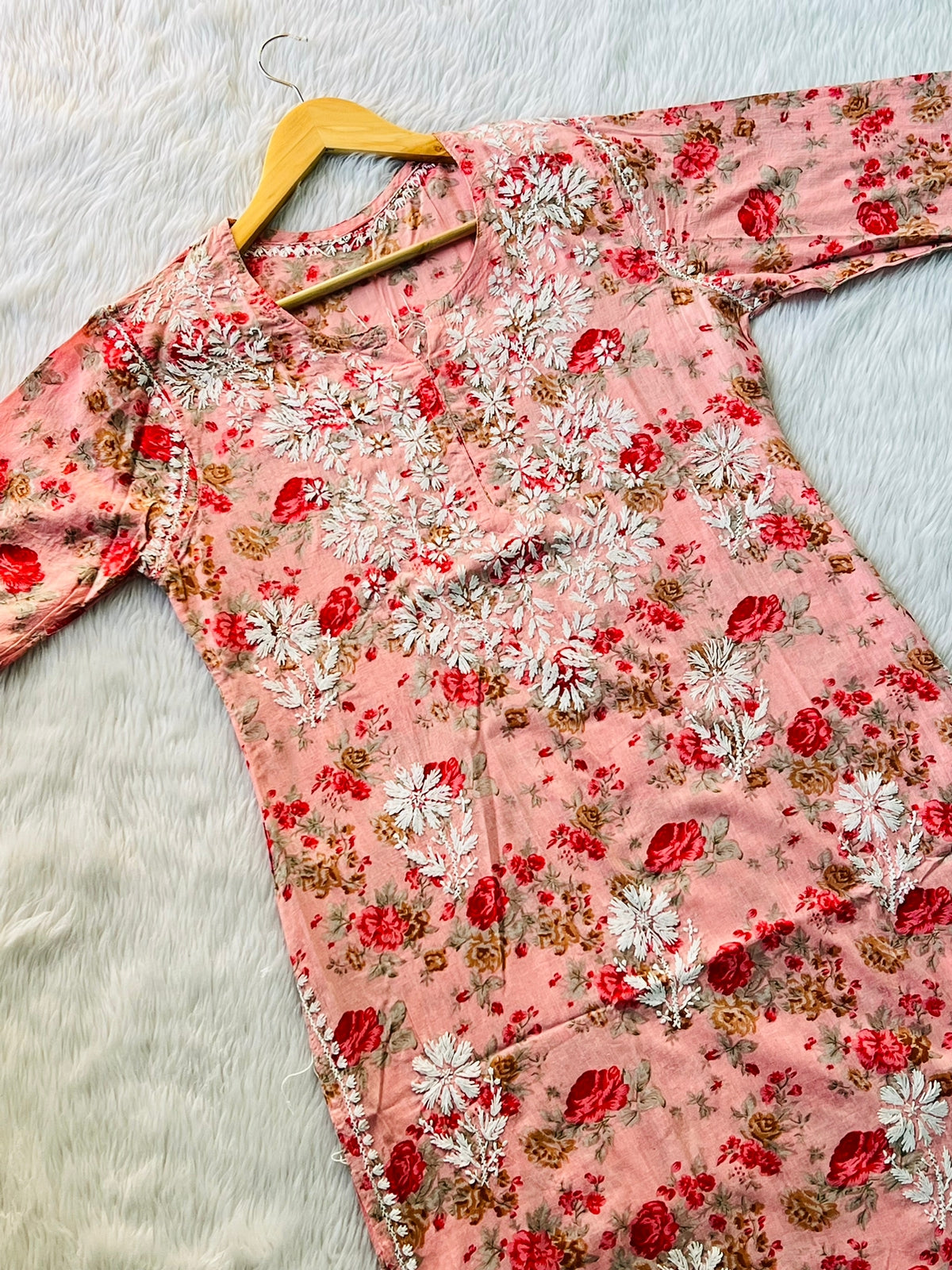 Floral Chikankari Kurta