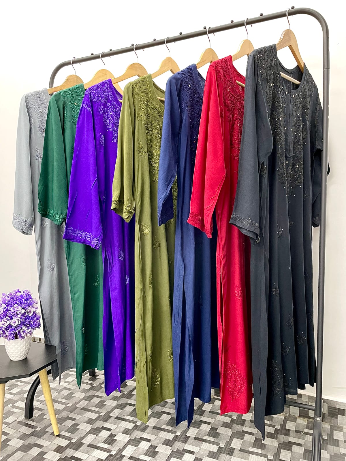 Naira Chikankari Kurta