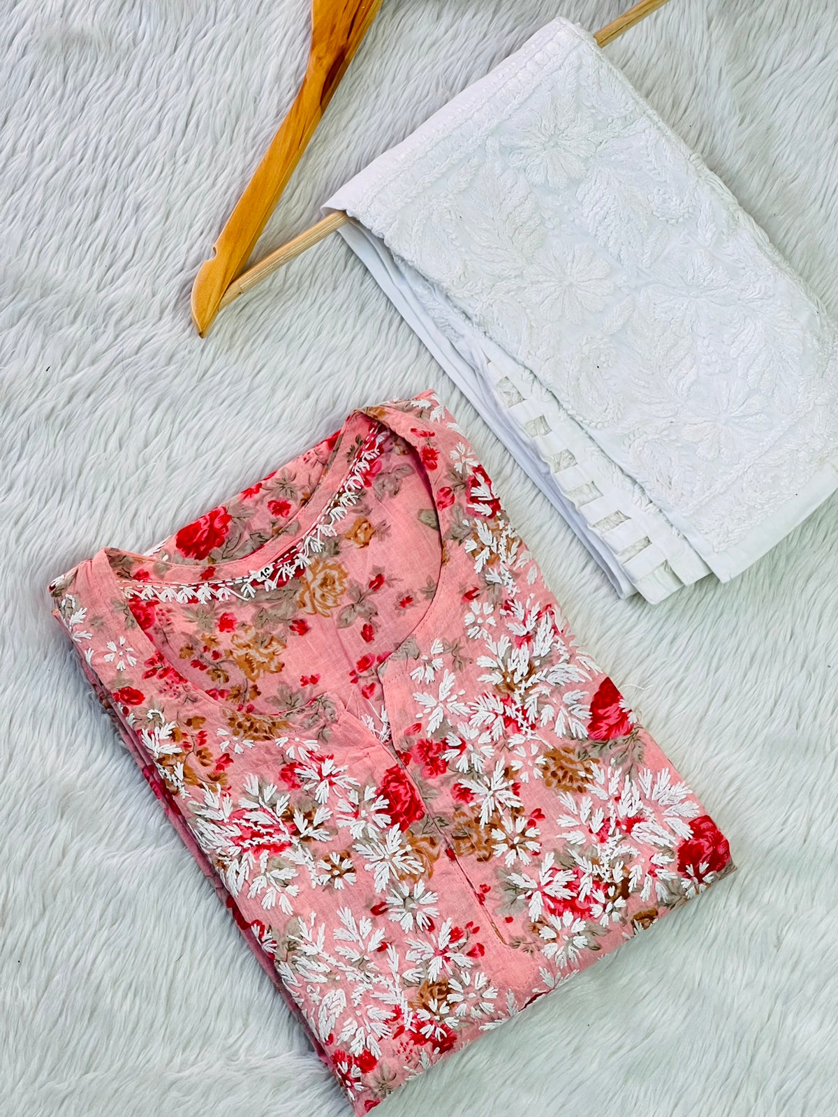 Floral Chikankari Kurta