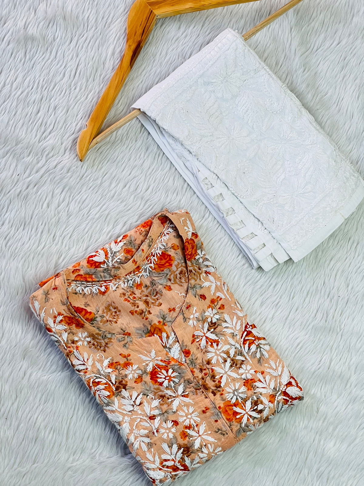 Floral Chikankari Kurta