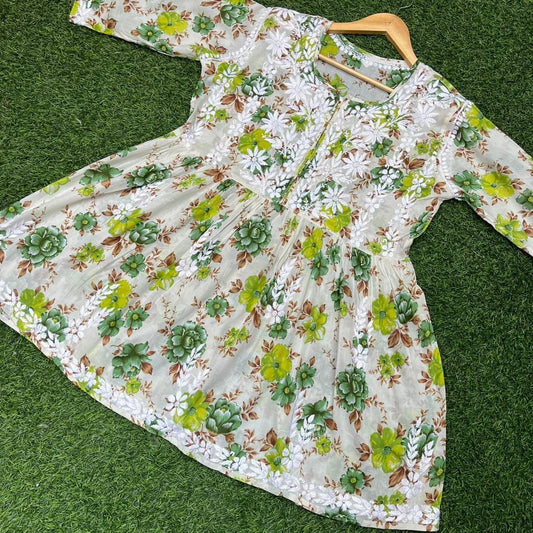 Naira Chikankari Mulmul Top