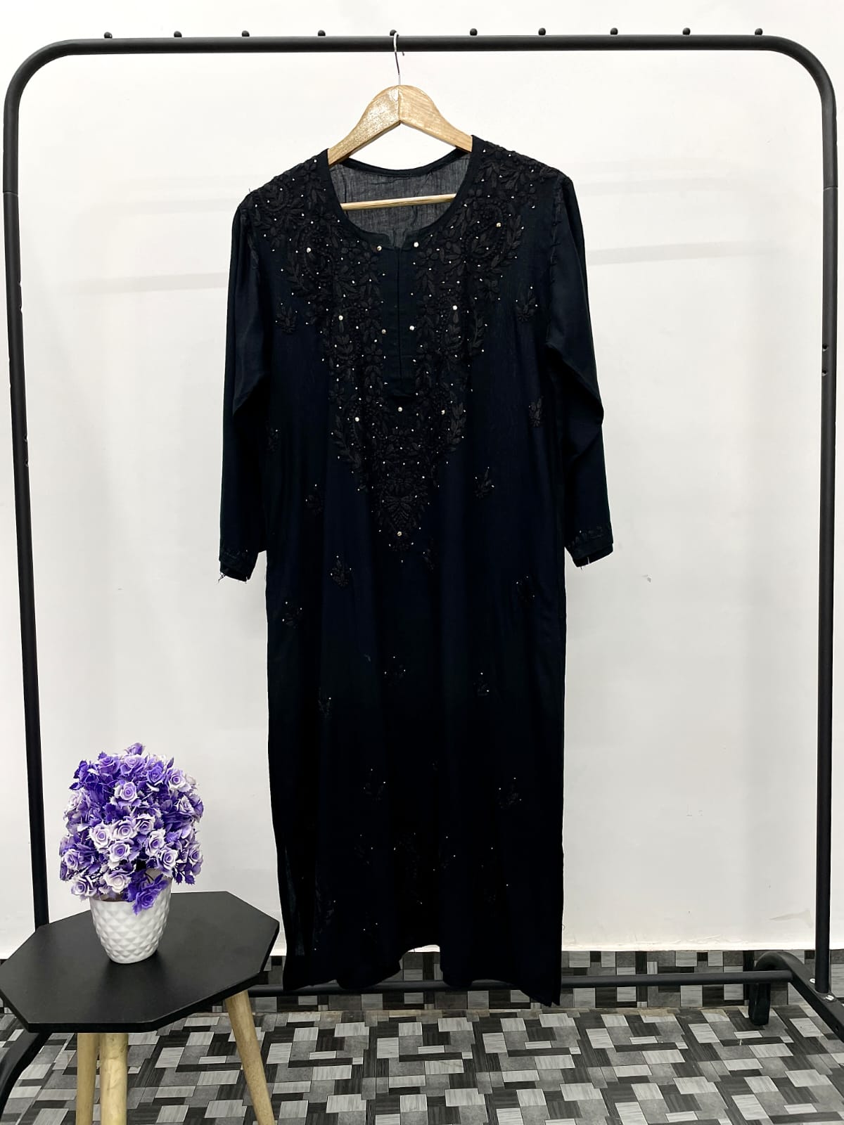 Naira Chikankari Kurta