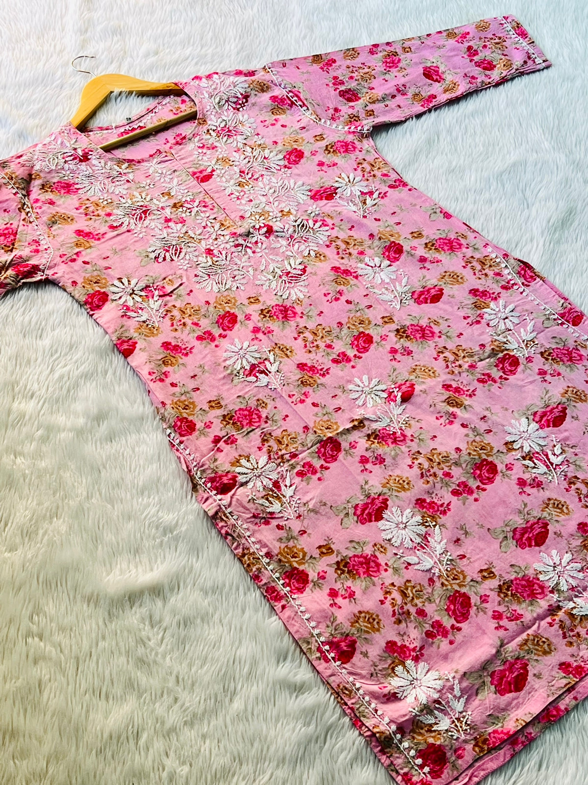 Floral Chikankari Kurta