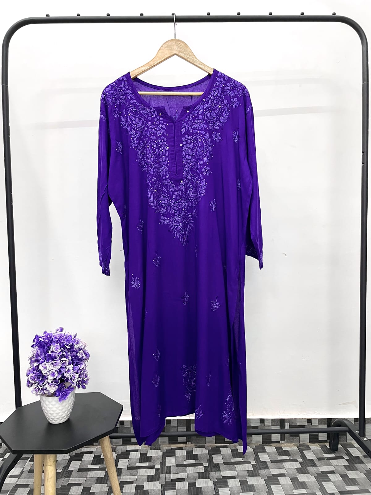 Naira Chikankari Kurta